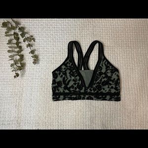Sports bra